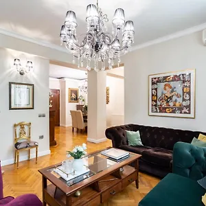  Vilă Casa Lu